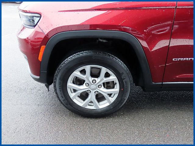 Used 2023 Jeep Grand Cherokee L Limited AWD/4WD image 4