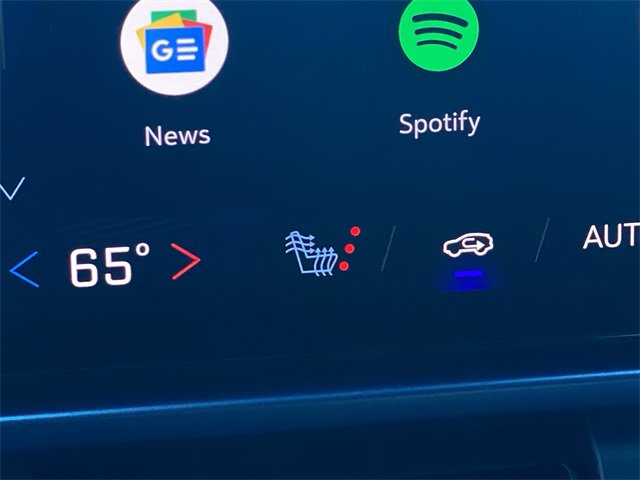 Used 2025 Chevrolet Equinox EV LT image 19