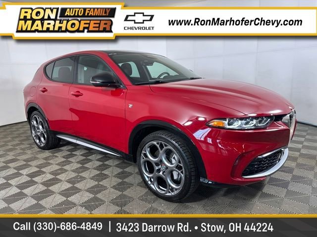 Used 2024 Alfa Romeo Tonale Ti w/ Premium Interior Package AWD/4WD image 1
