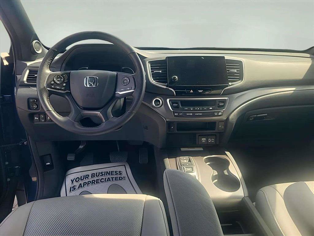 Used 2023 Honda Passport EX-L image 10