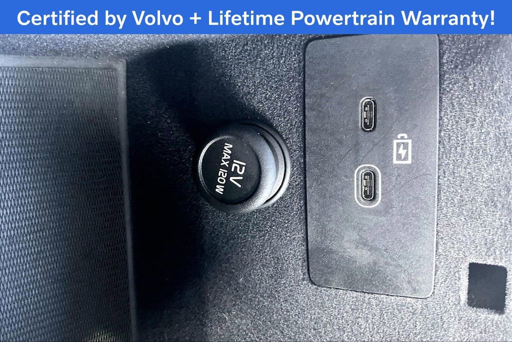 Certified 2025 Volvo XC90 B5 Plus image 33