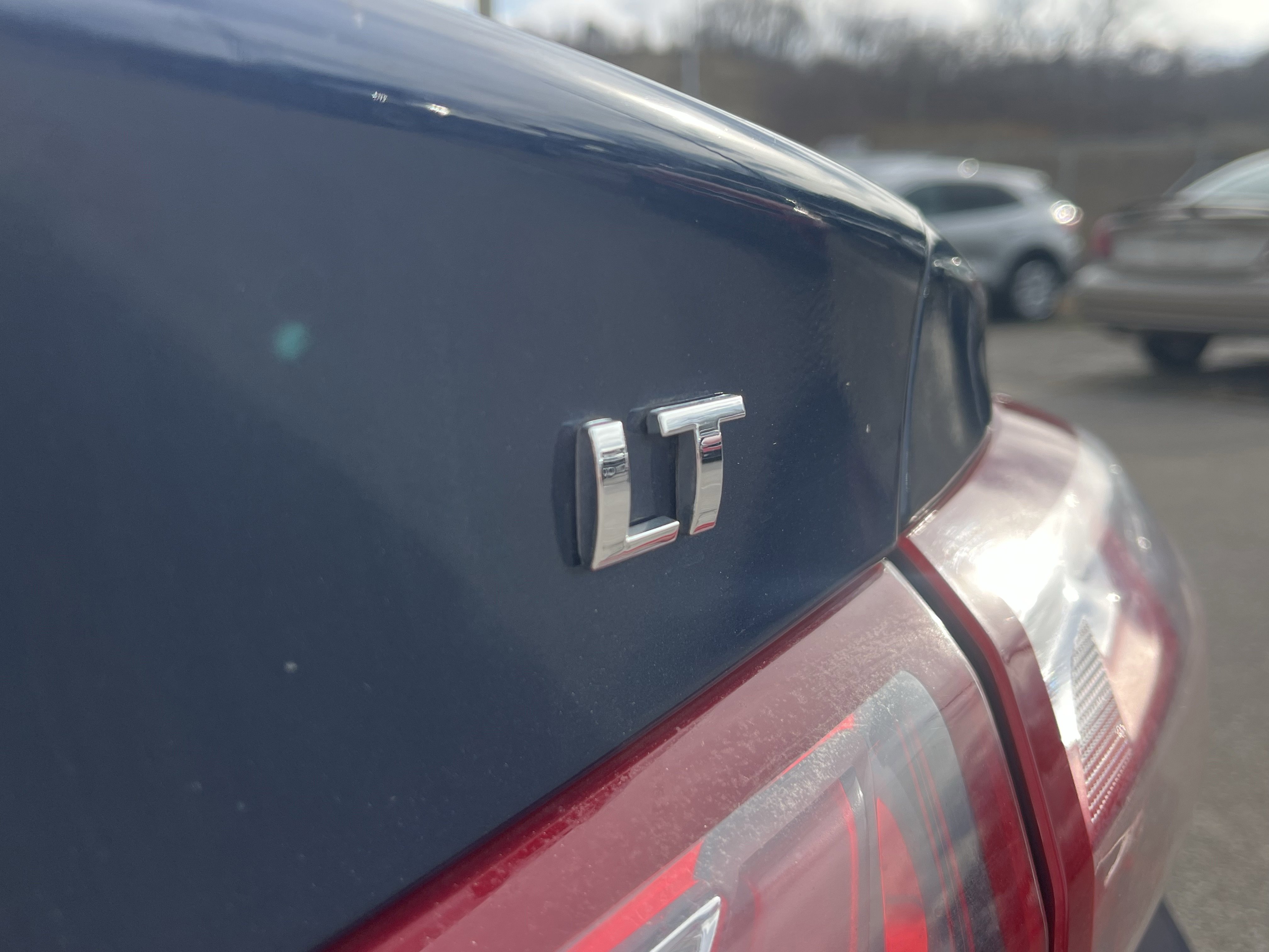 Used 2020 Chevrolet Malibu LT image 28