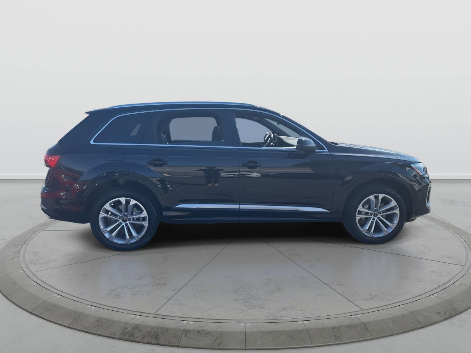 Used 2025 Audi Q7 3.0T Premium Plus image 10
