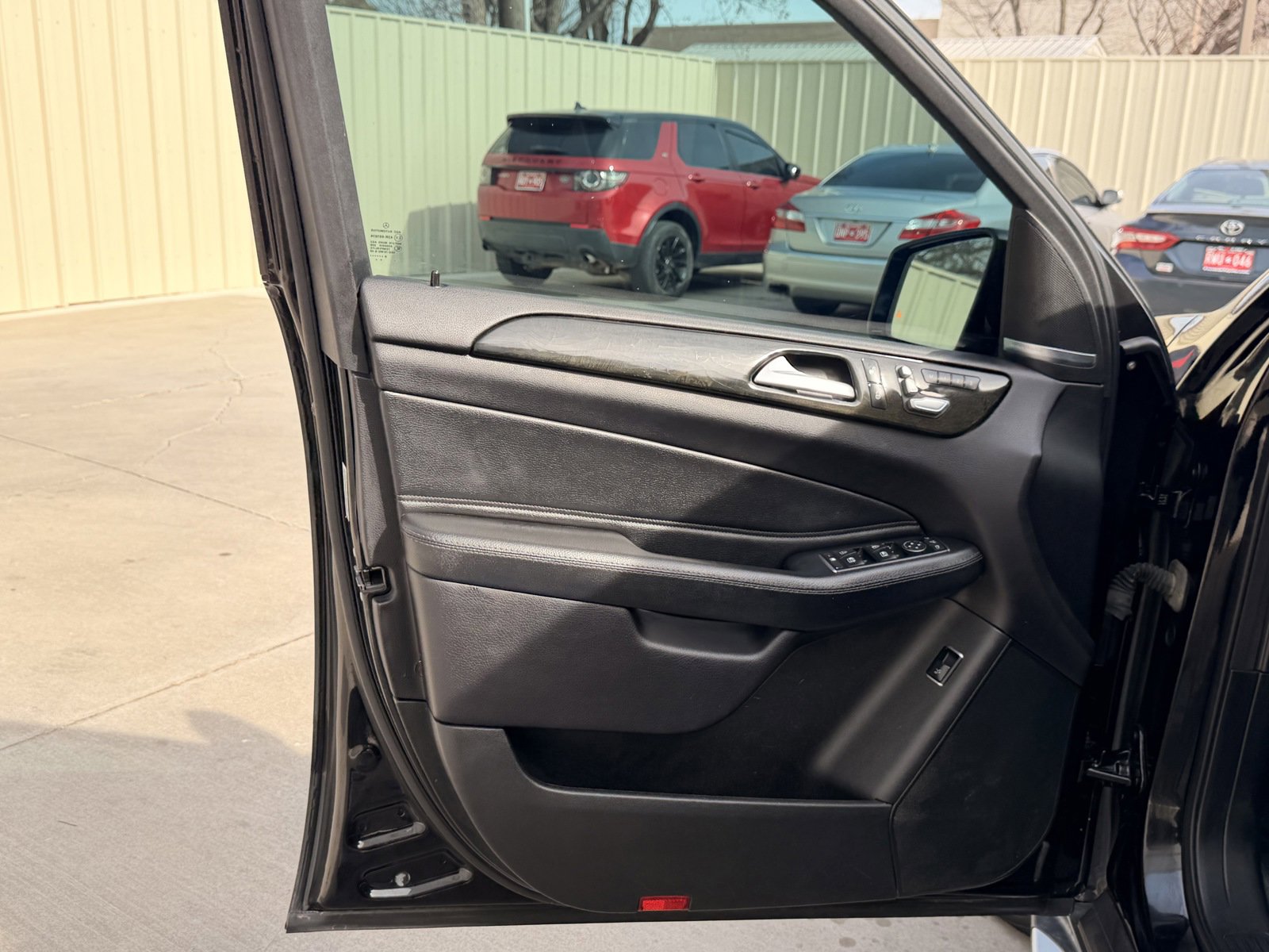 Used 2017 Mercedes-Benz GLE 350 image 13