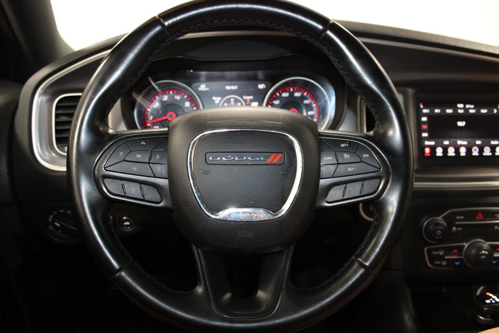 Used 2022 Dodge Charger SXT image 31