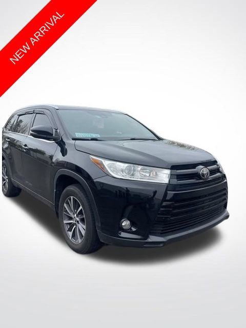 Used 2017 Toyota Highlander XLE