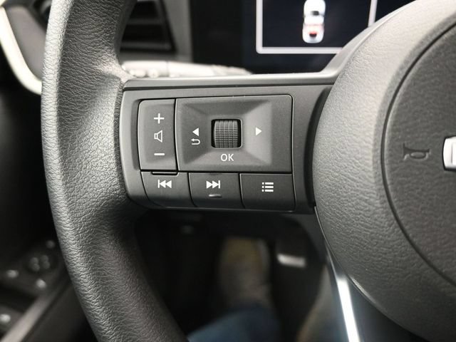 Certified 2025 Nissan Kicks S AWD/4WD image 23