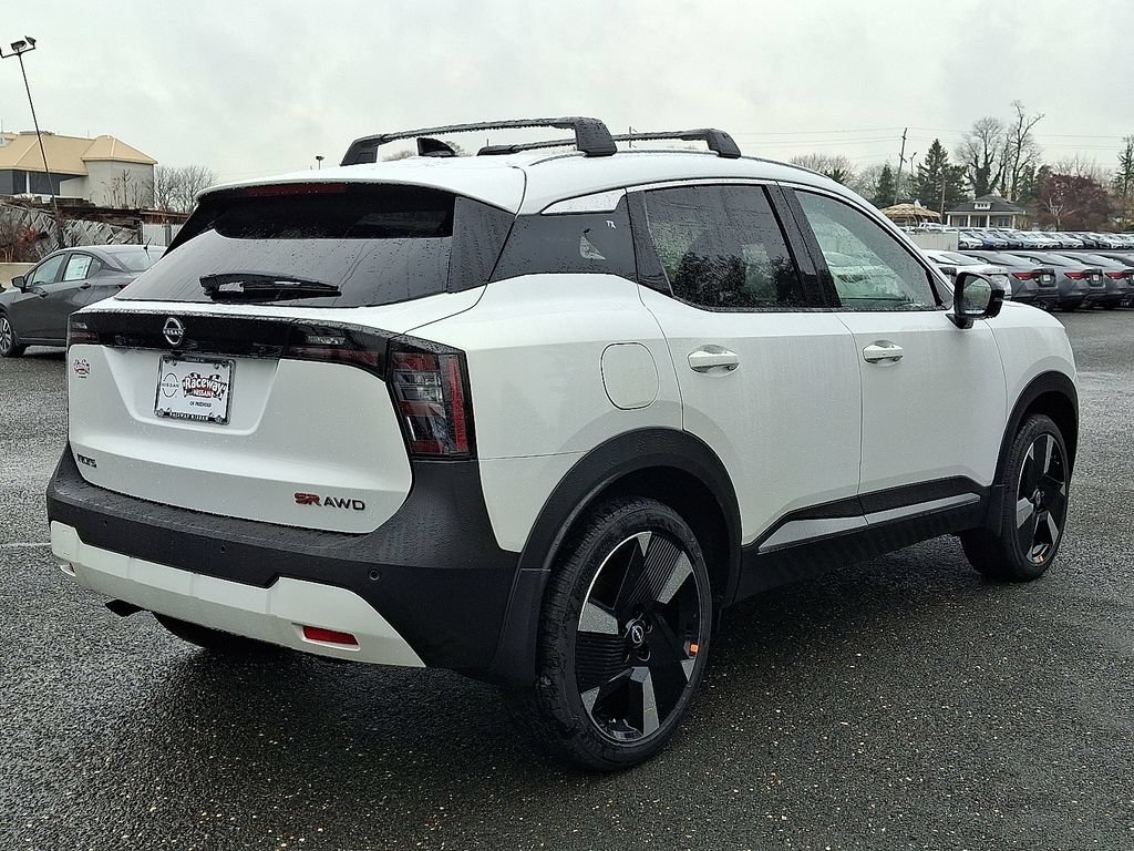 New 2026 Nissan Kicks SR w/ Cold Weather Package AWD/4WD image 7