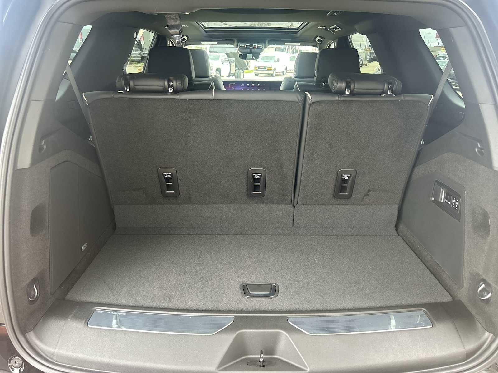 New 2026 Cadillac Escalade Sport image 28