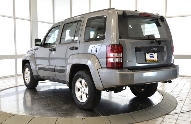 Used 2012 Jeep Liberty Sport image 5