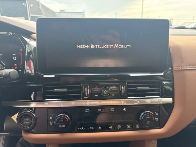 New 2026 Nissan Pathfinder Platinum AWD/4WD image 20