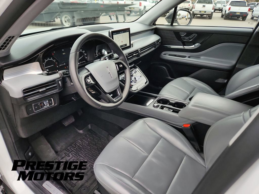 Used 2022 Lincoln Corsair AWD w/ Equipment Group 101A image 17