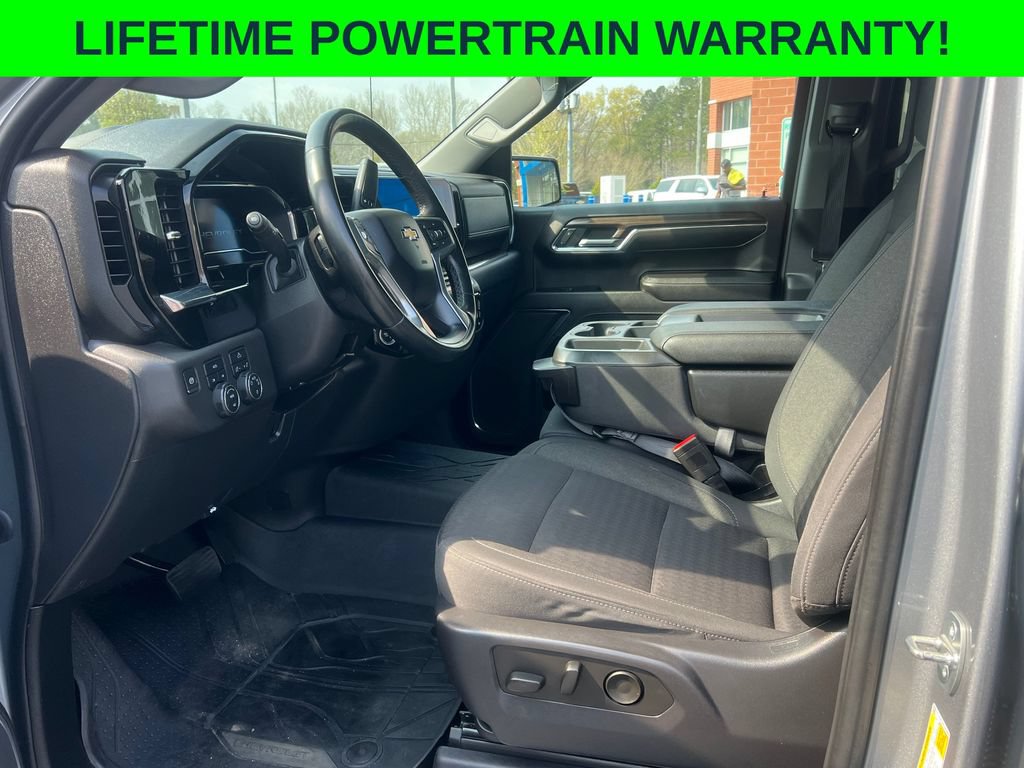 Used 2023 Chevrolet Silverado 1500 LT AWD/4WD image 5