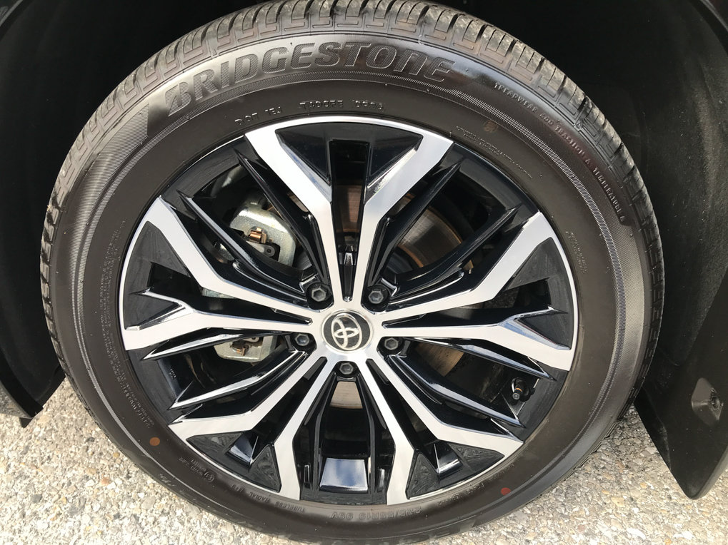 Certified 2026 Toyota Crown Signia AWD/4WD image 12