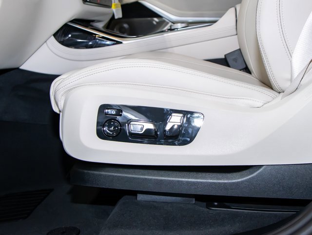 New 2026 BMW X7 M60i image 15