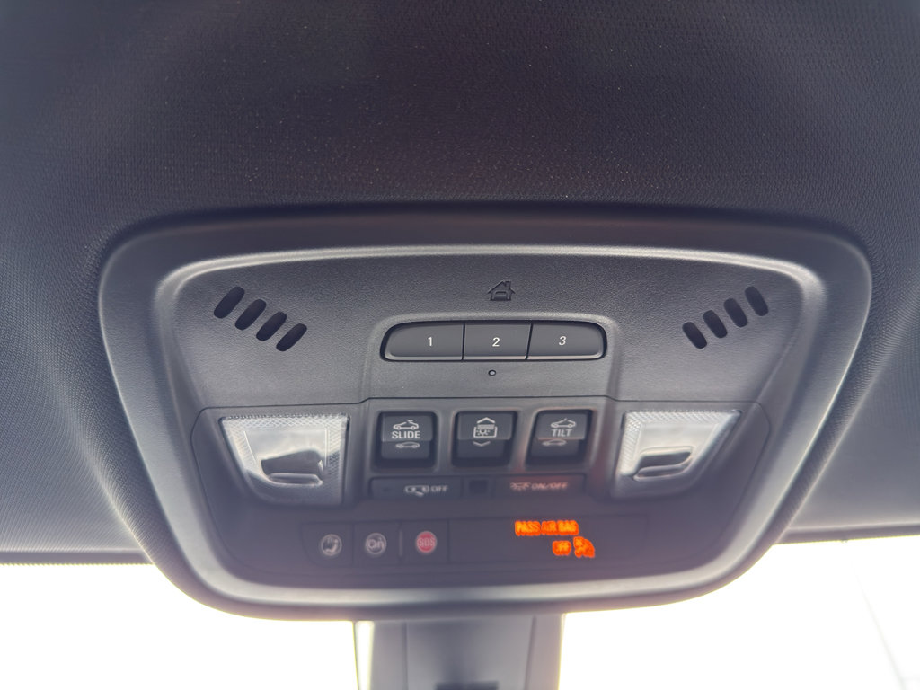 Used 2023 Chevrolet Traverse RS w/ LPO, Floor Liner Package image 24