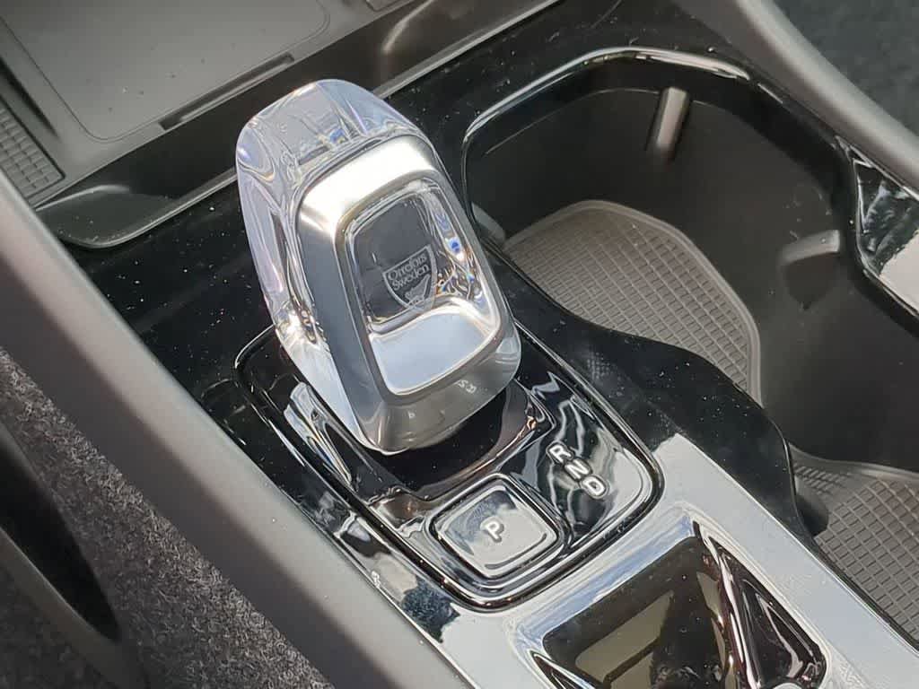 New 2026 Volvo XC40 B5 Plus w/ Protection Package Premier AWD/4WD image 29