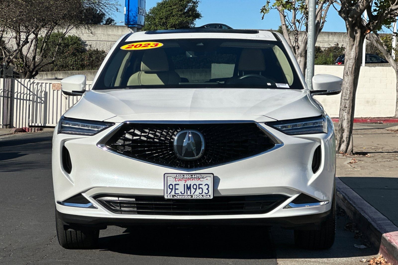 Used 2023 Acura MDX SH-AWD image 8
