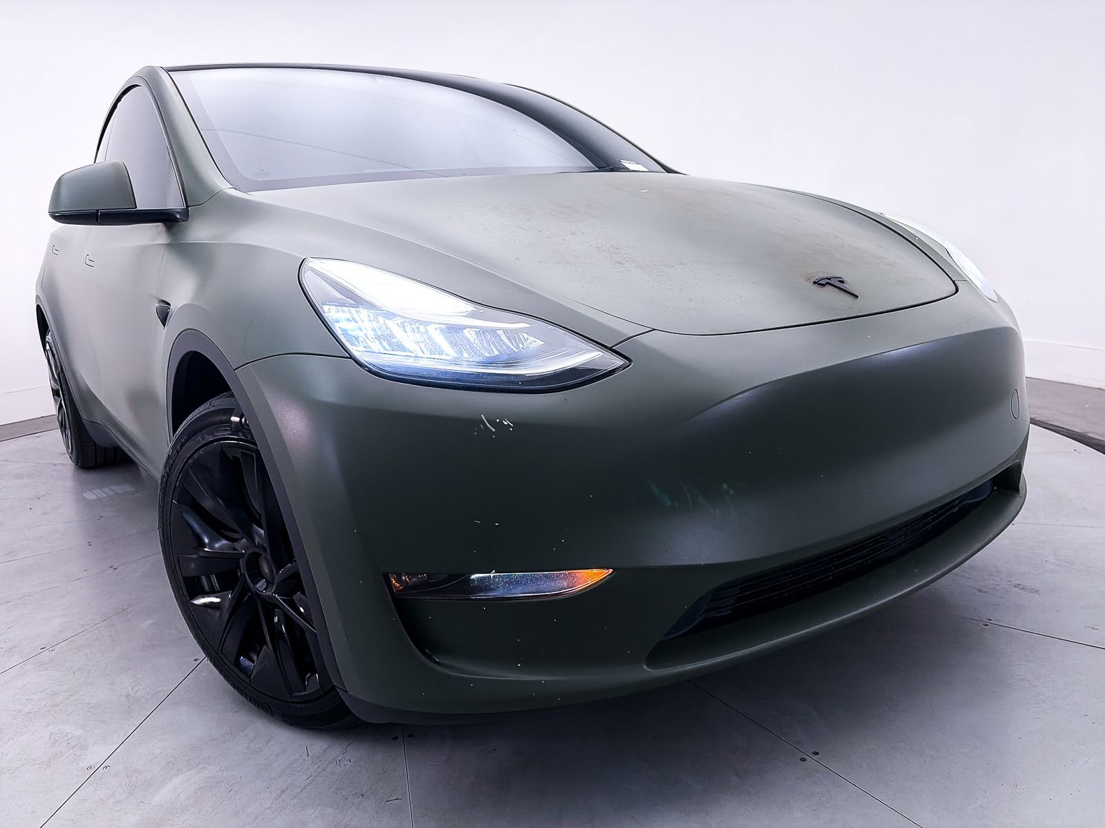 Used 2023 Tesla Model Y Long Range AWD/4WD image 7