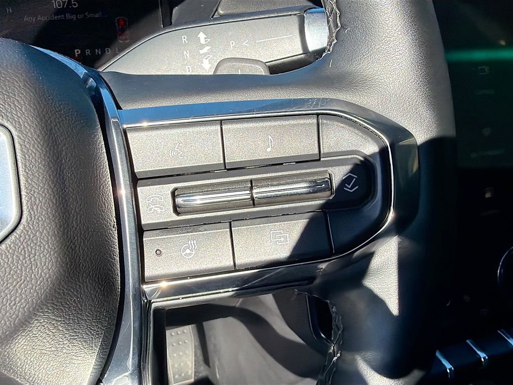 Used 2024 GMC Acadia Elevation image 37