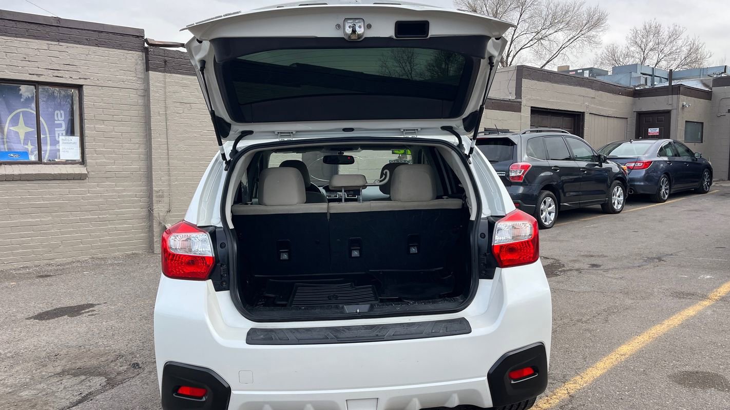 Used 2016 Subaru Crosstrek 2.0i Premium w/ Moonroof Package image 22