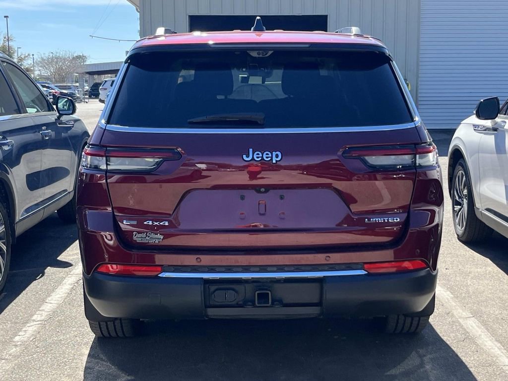 Used 2021 Jeep Grand Cherokee L Limited w/ Luxury Tech Group II image 4