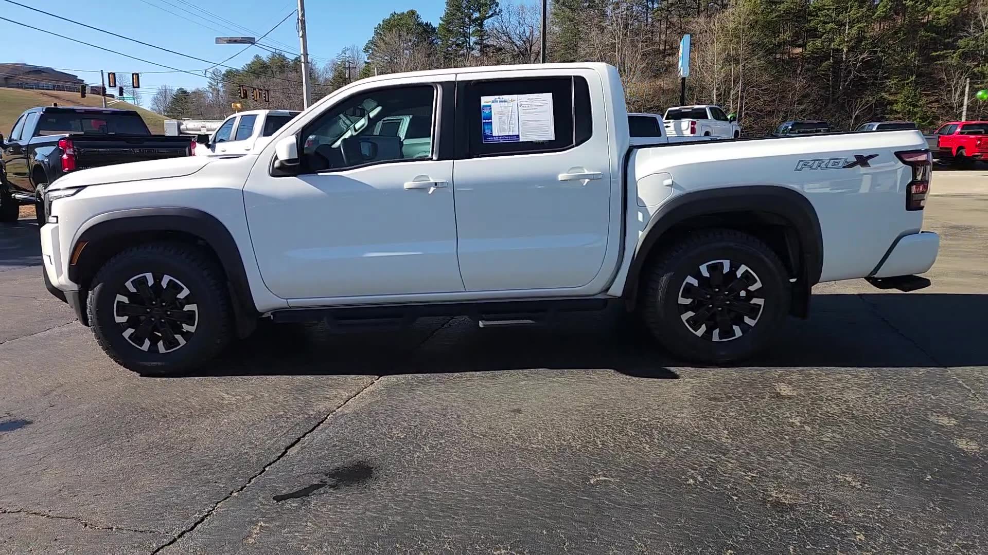 Used 2022 Nissan Frontier Pro-X image 15