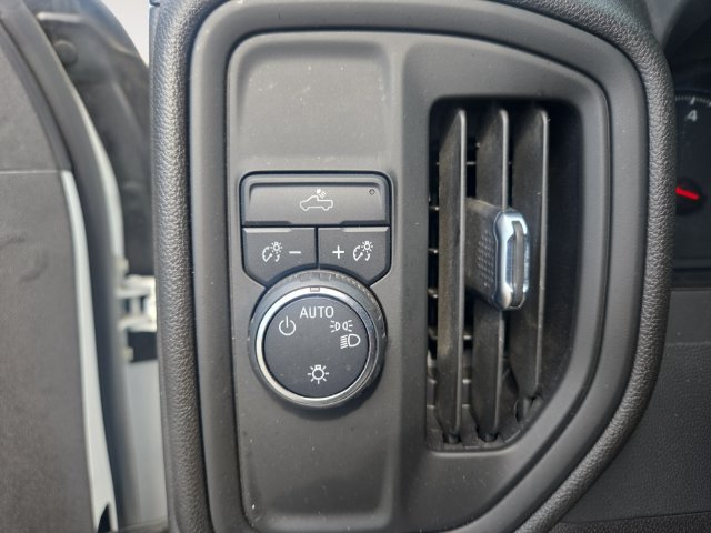 Used 2024 Chevrolet Silverado 1500 Custom RWD image 17