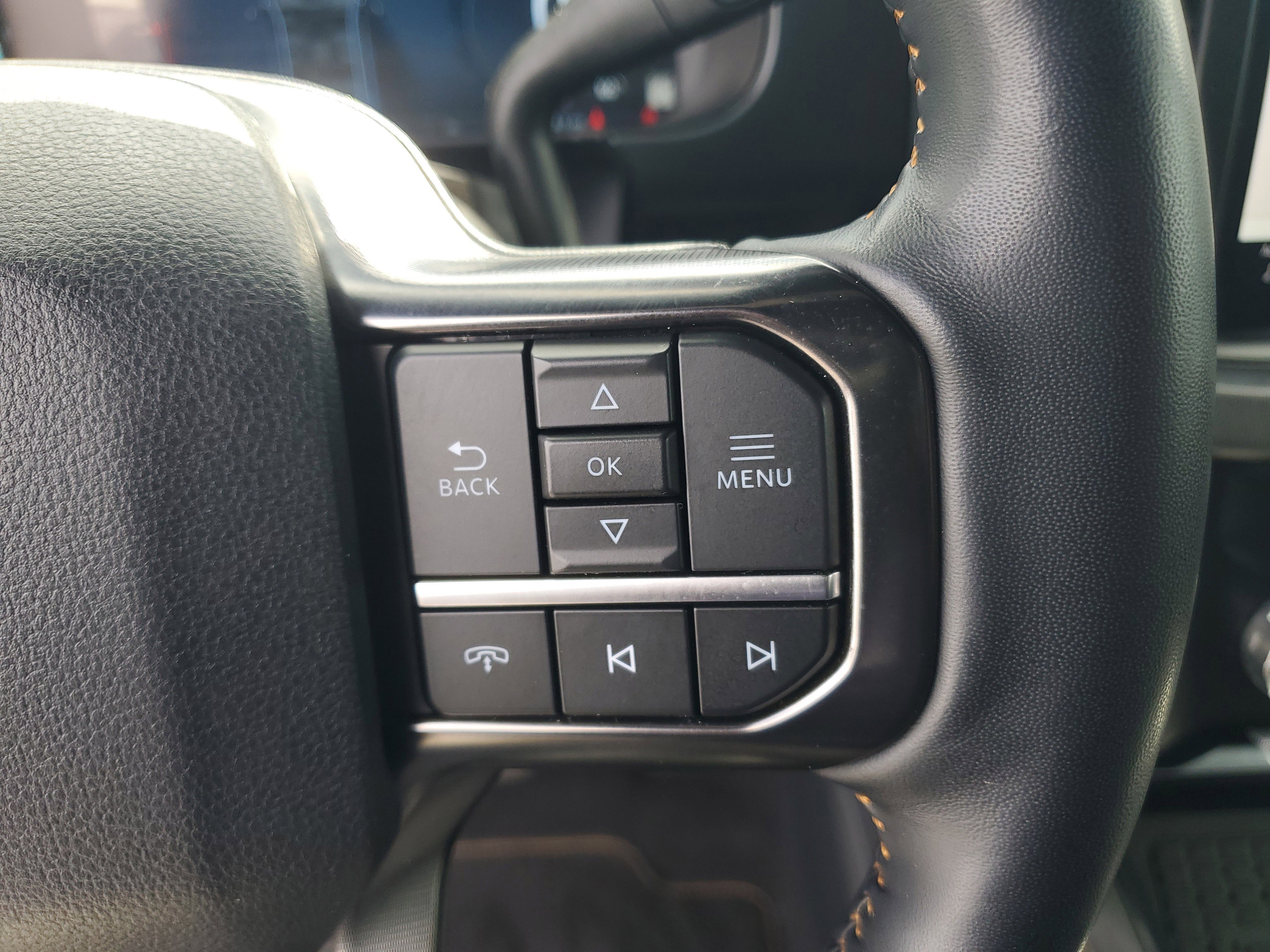 Used 2023 Ford F250 Platinum AWD/4WD image 30