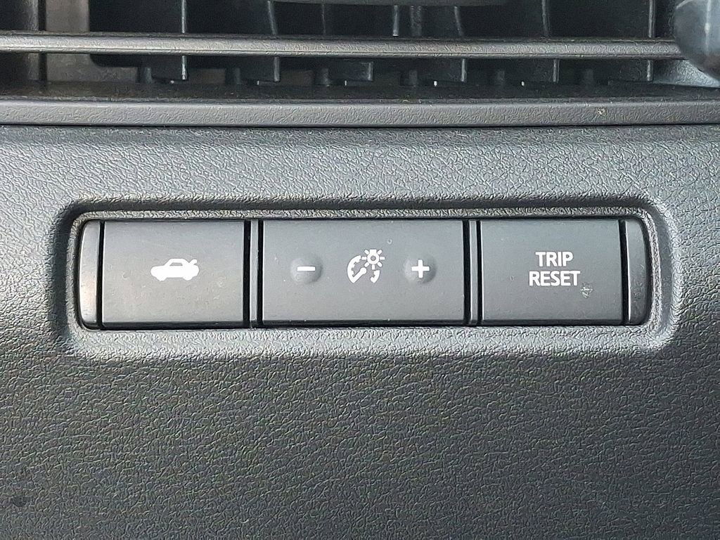 Used 2025 Nissan Altima 2.5 SR image 26