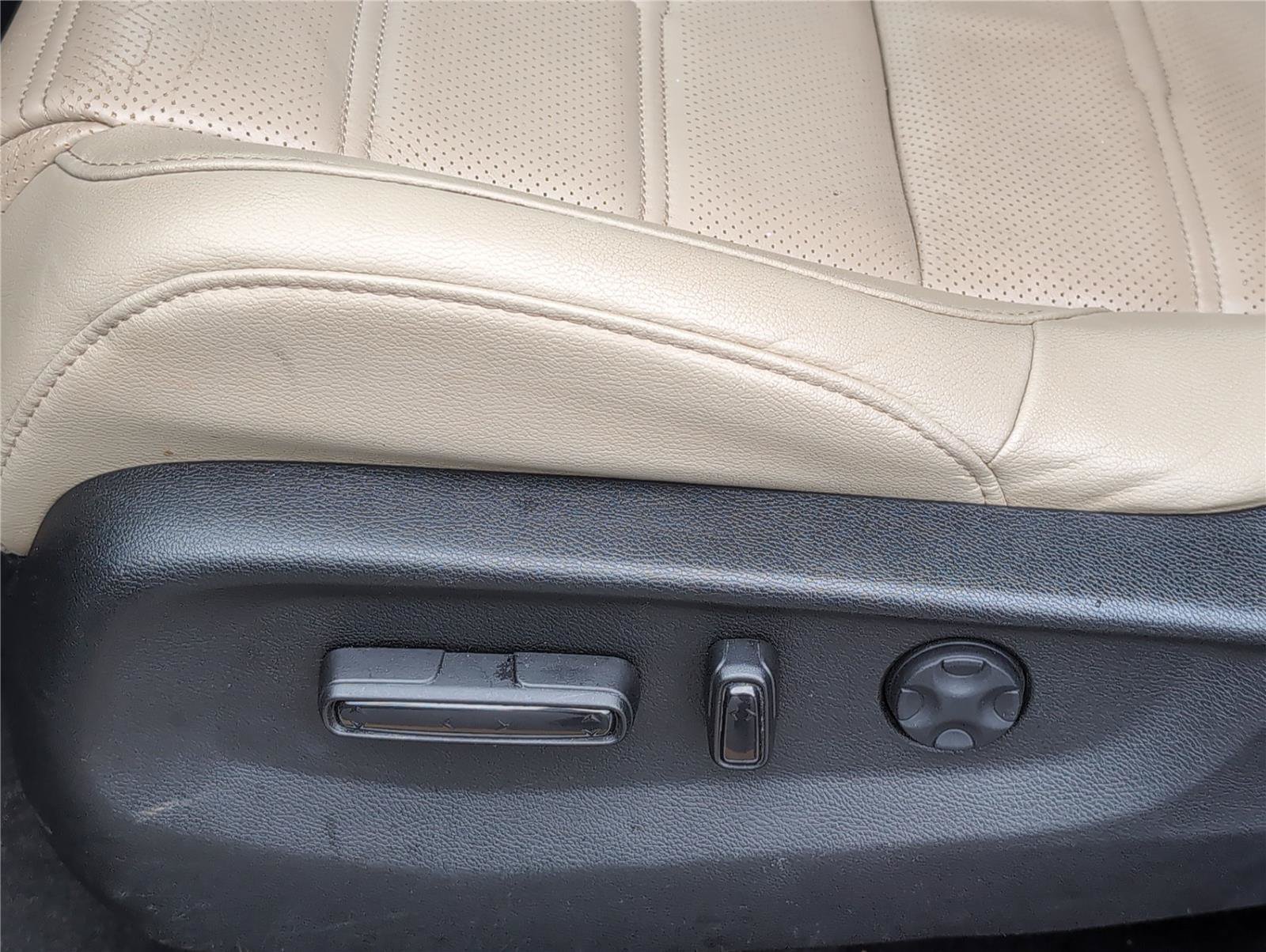 Used 2022 Honda CR-V EX-L image 18