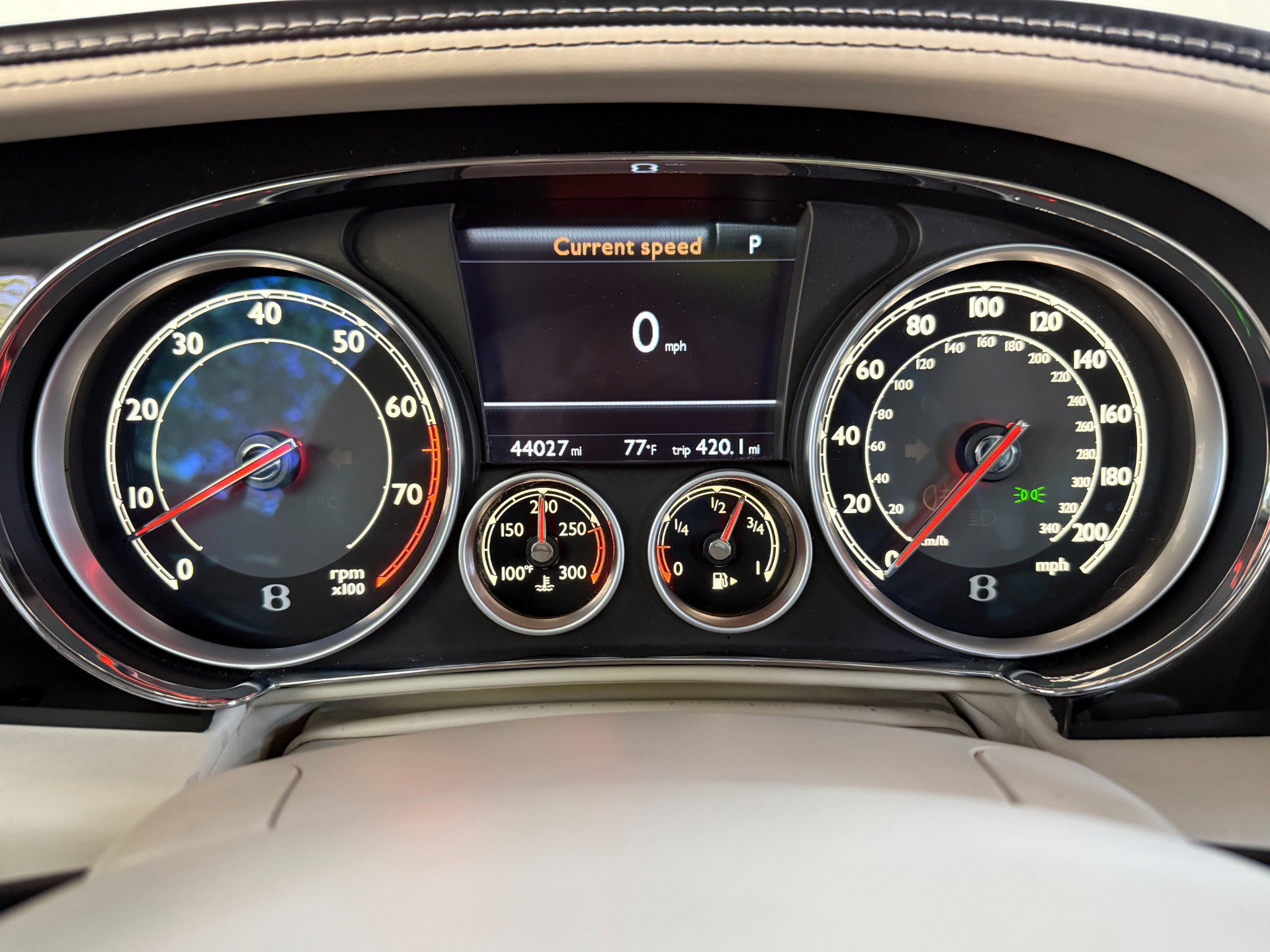 Used 2014 Bentley Flying Spur W12 AWD/4WD image 21