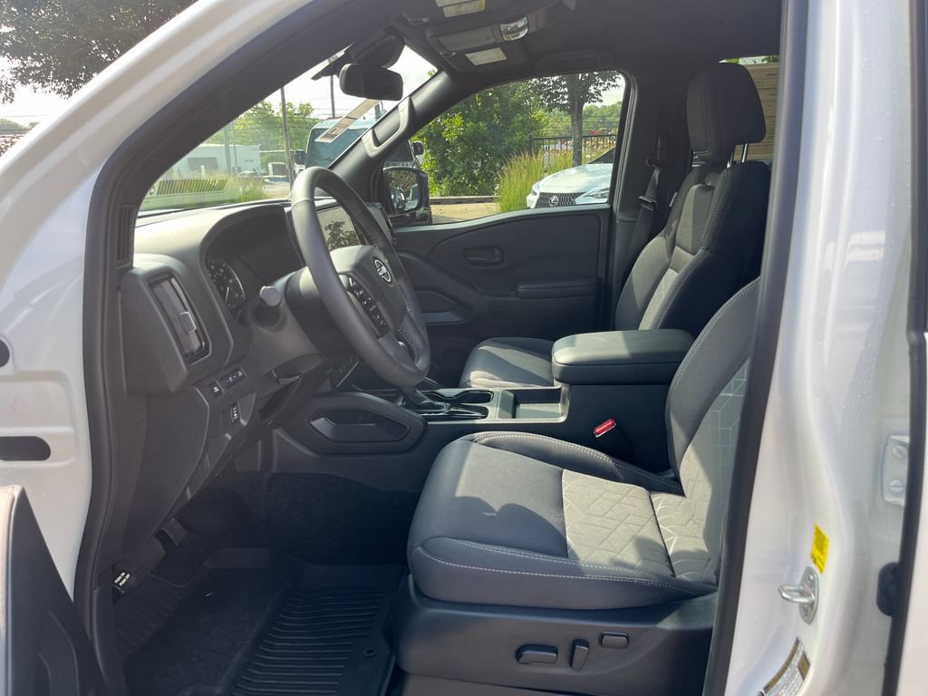Certified 2026 Nissan Frontier SV w/ SV Convenience Package RWD image 9