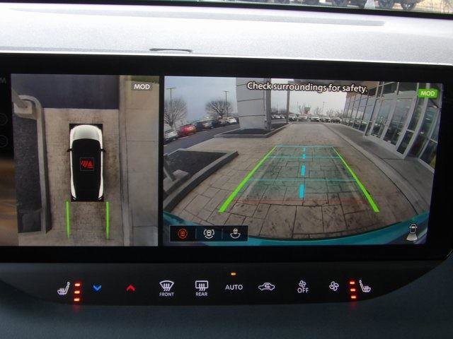 New 2026 Nissan Leaf Platinum+ w/ Cargo Package (Platinum+) image 32