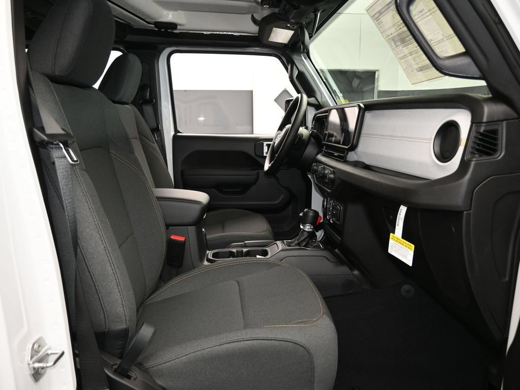 New 2026 Jeep Gladiator Sport AWD/4WD image 36