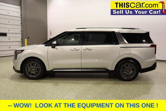Used 2025 Kia Carnival SX image 4