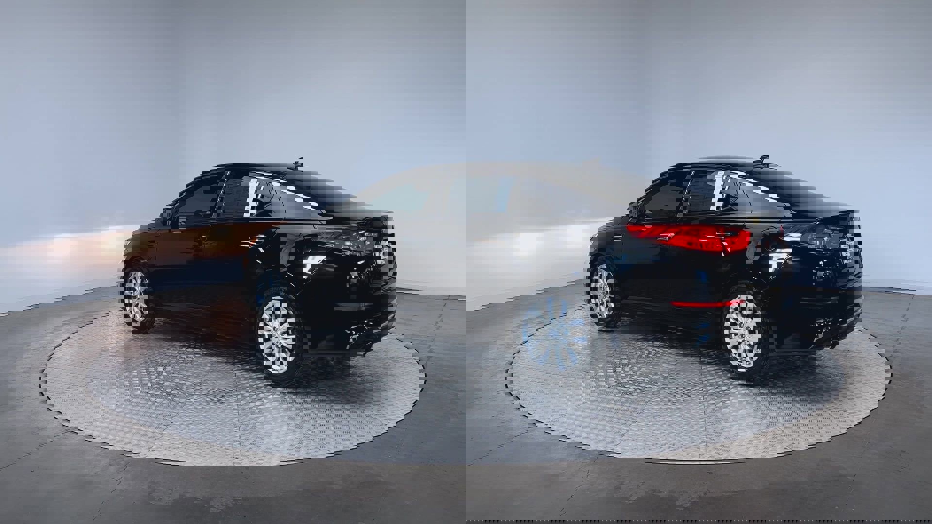 Used 2015 Kia Optima EX image 6