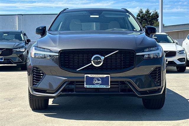 Certified 2024 Volvo XC60 T8 Plus AWD/4WD image 8