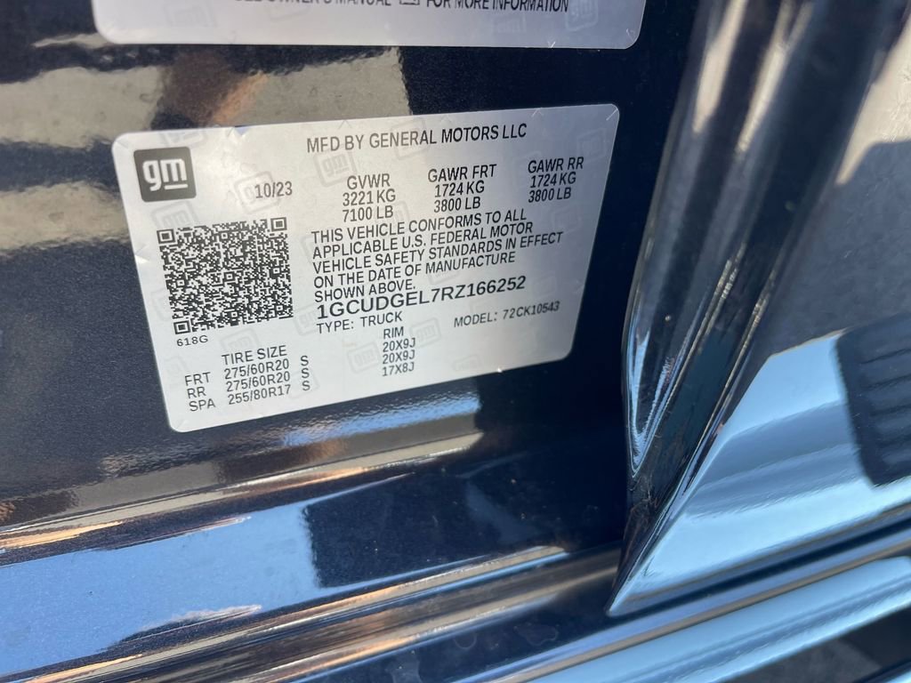 Used 2024 Chevrolet Silverado 1500 LTZ w/ LTZ Convenience Package II image 39