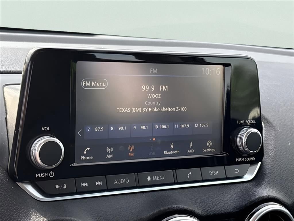 Used 2022 Nissan Sentra S image 5