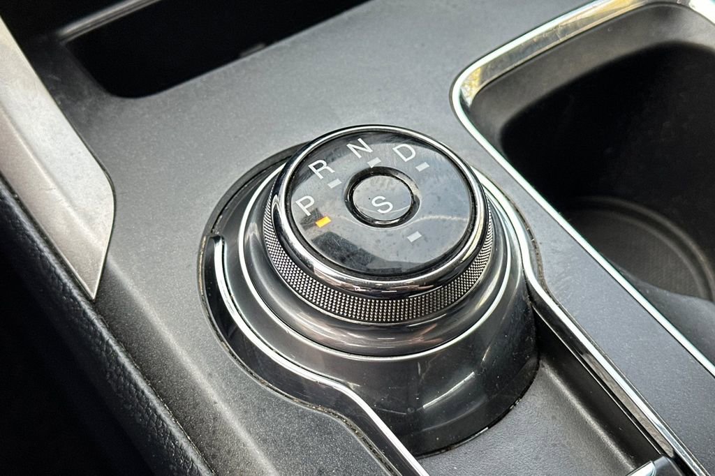 Used 2019 Ford Fusion SE image 19