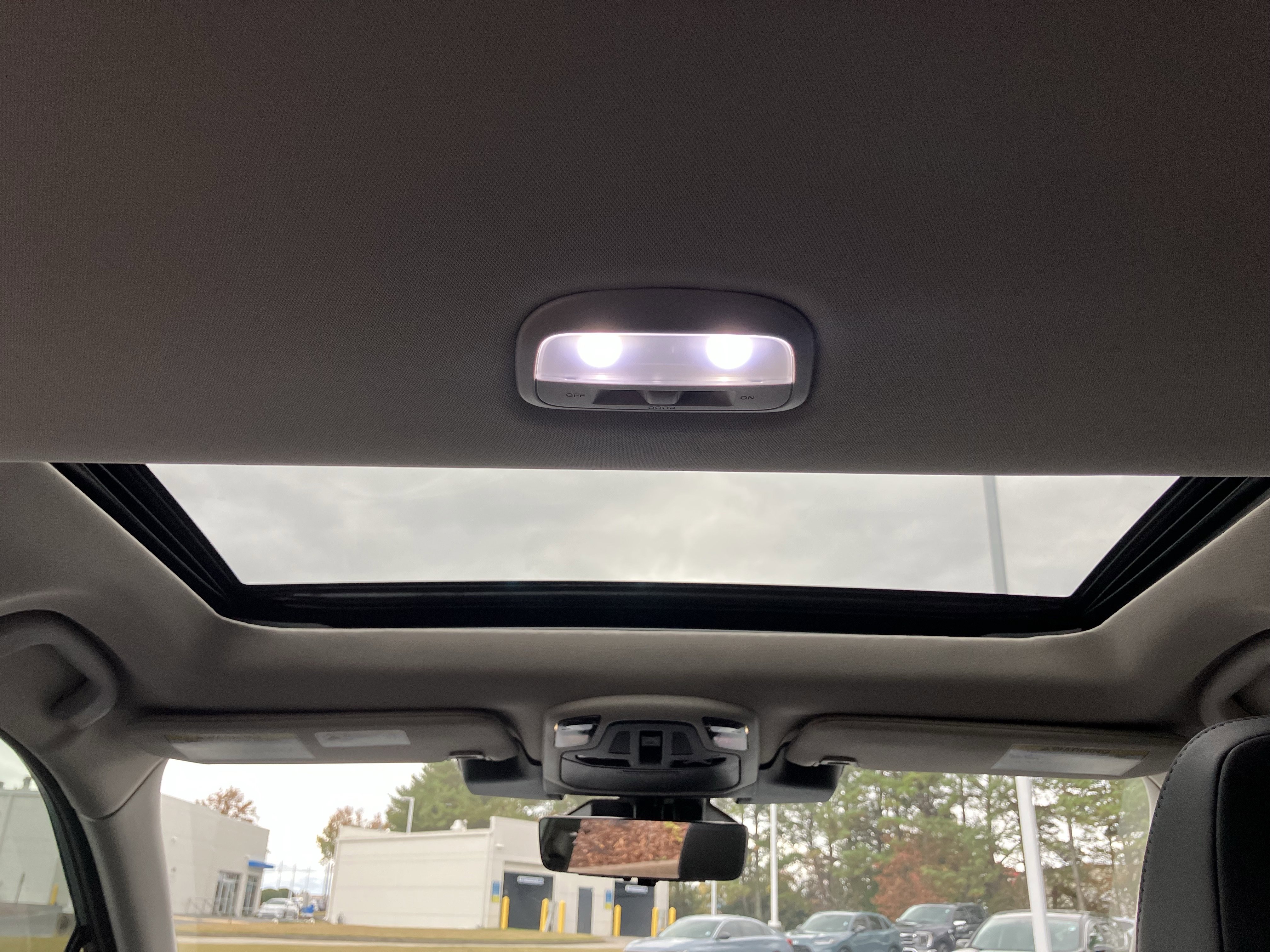 Used 2025 Subaru Outback Touring XT image 31