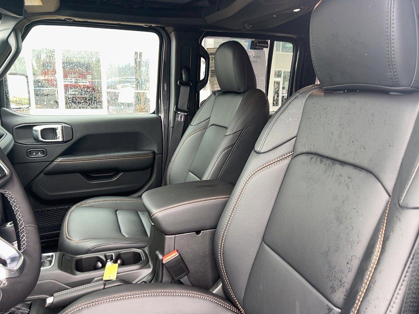 New 2026 Jeep Wrangler Unlimited Sahara AWD/4WD image 23