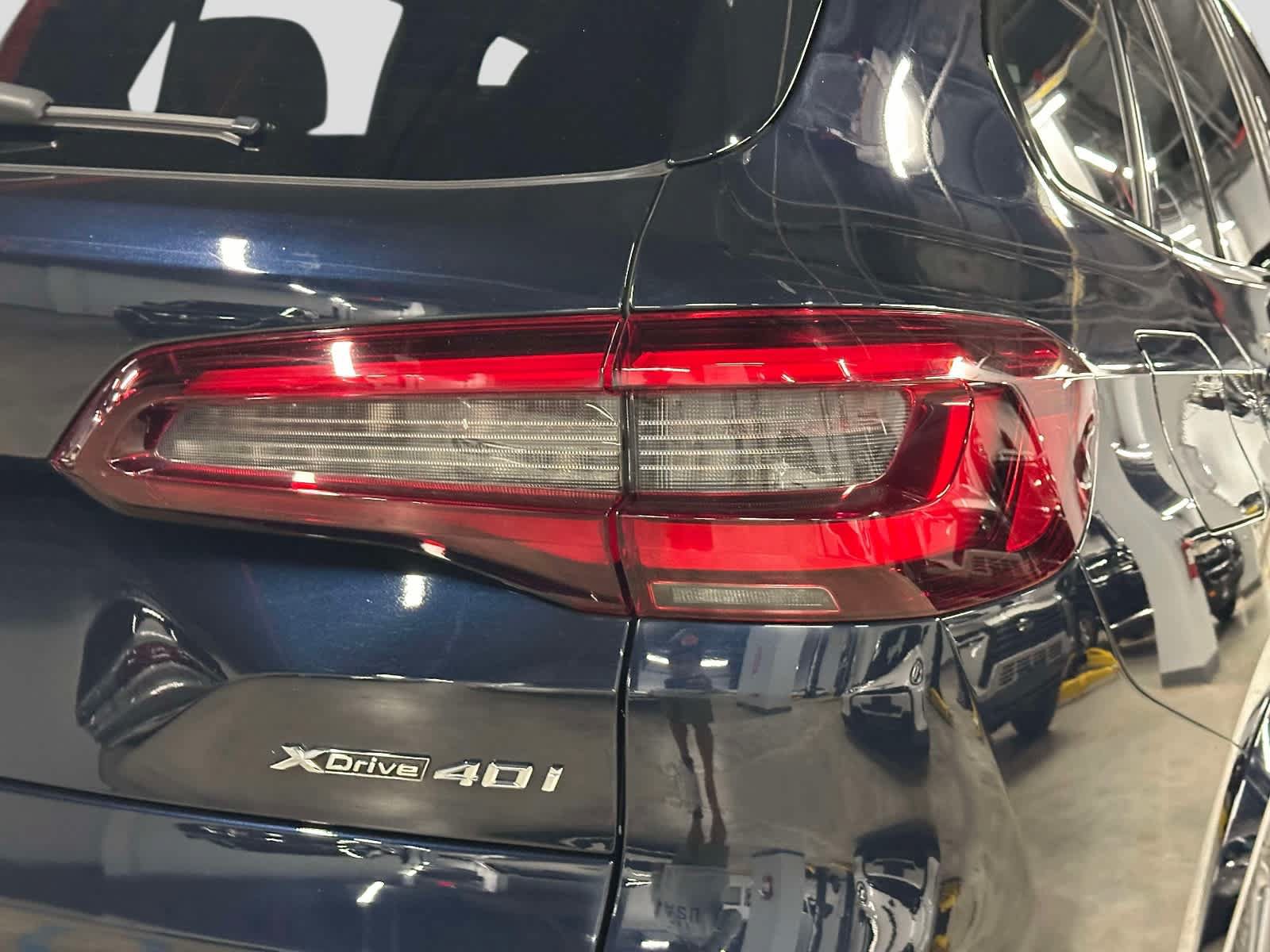 Used 2023 BMW X5 xDrive40i w/ M Sport Package AWD/4WD image 11