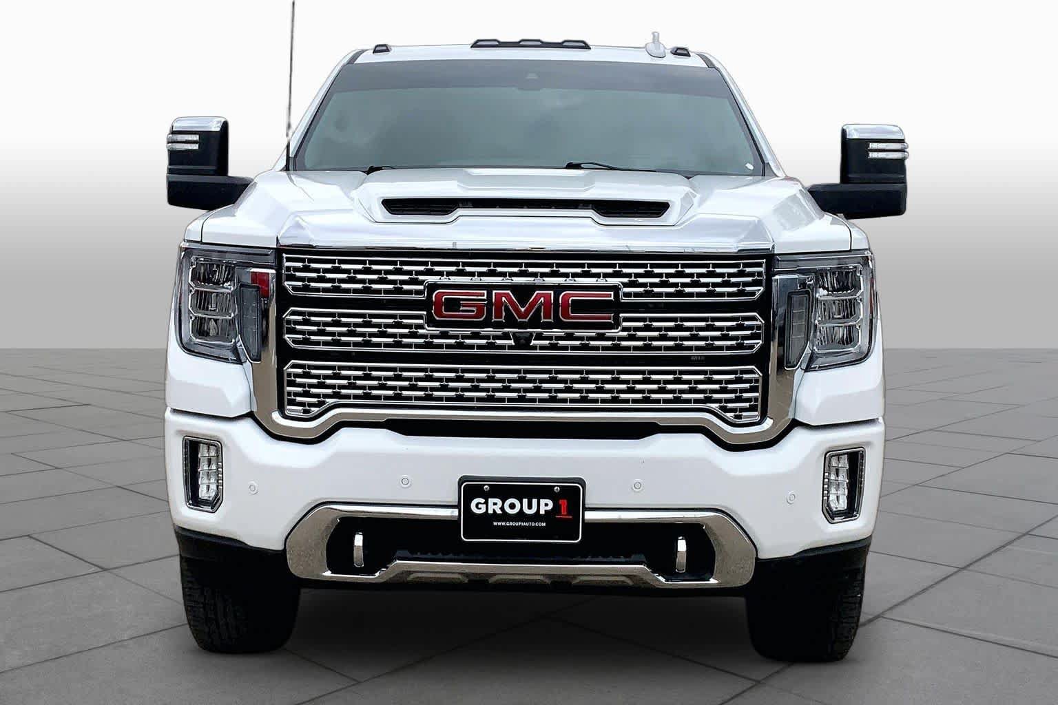 Used 2020 GMC Sierra 2500 Denali w/ Denali Ultimate Package AWD/4WD image 4