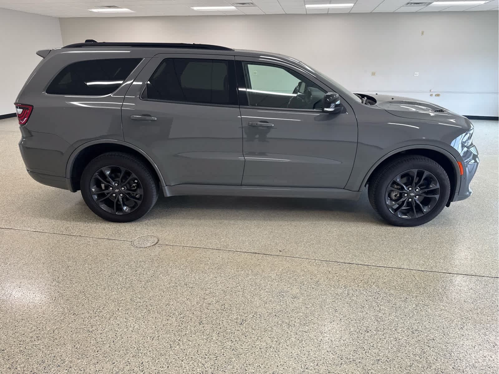 Used 2024 Dodge Durango GT AWD/4WD image 7
