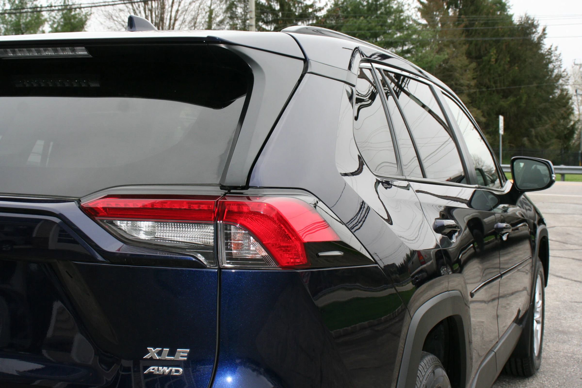 Used 2019 Toyota RAV4 XLE w/ Convenience Package image 22