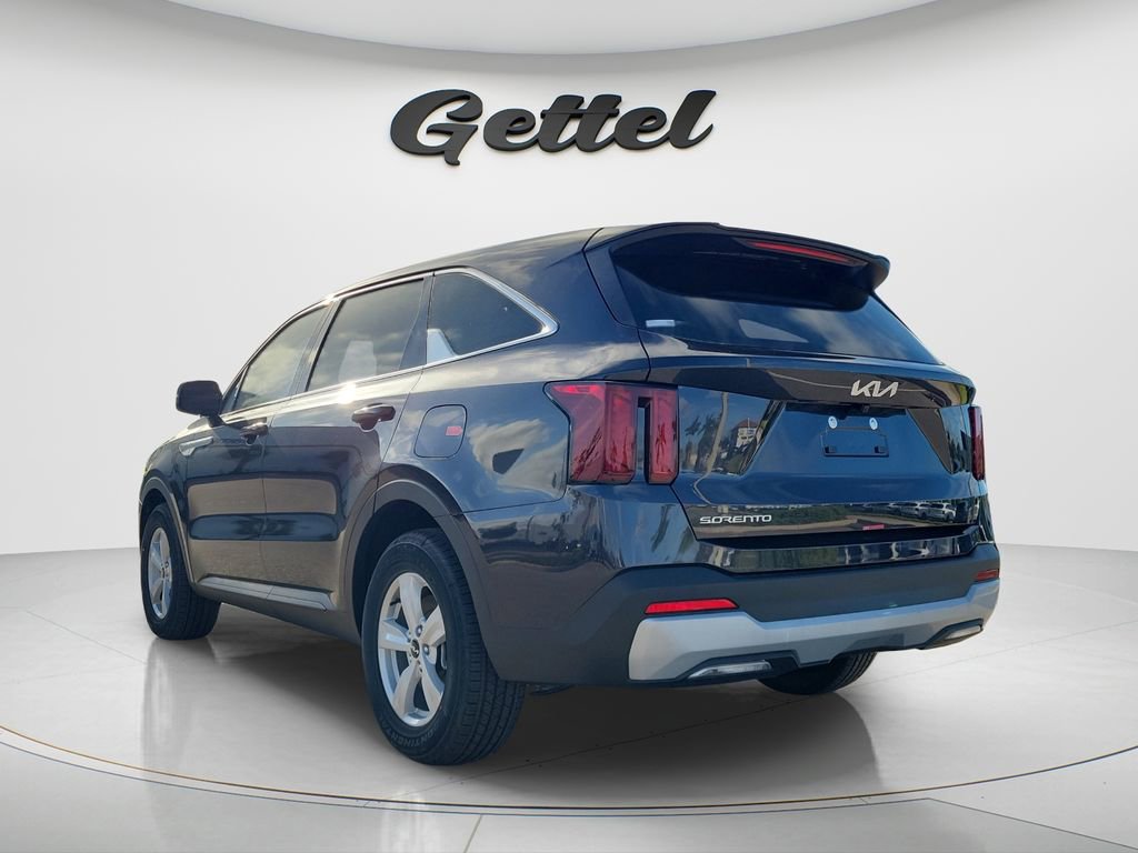 New 2026 Kia Sorento LX FWD image 14