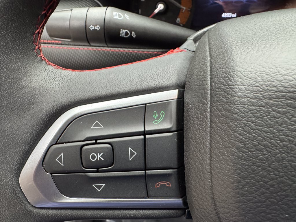 Used 2022 Jeep Compass Trailhawk AWD/4WD image 13