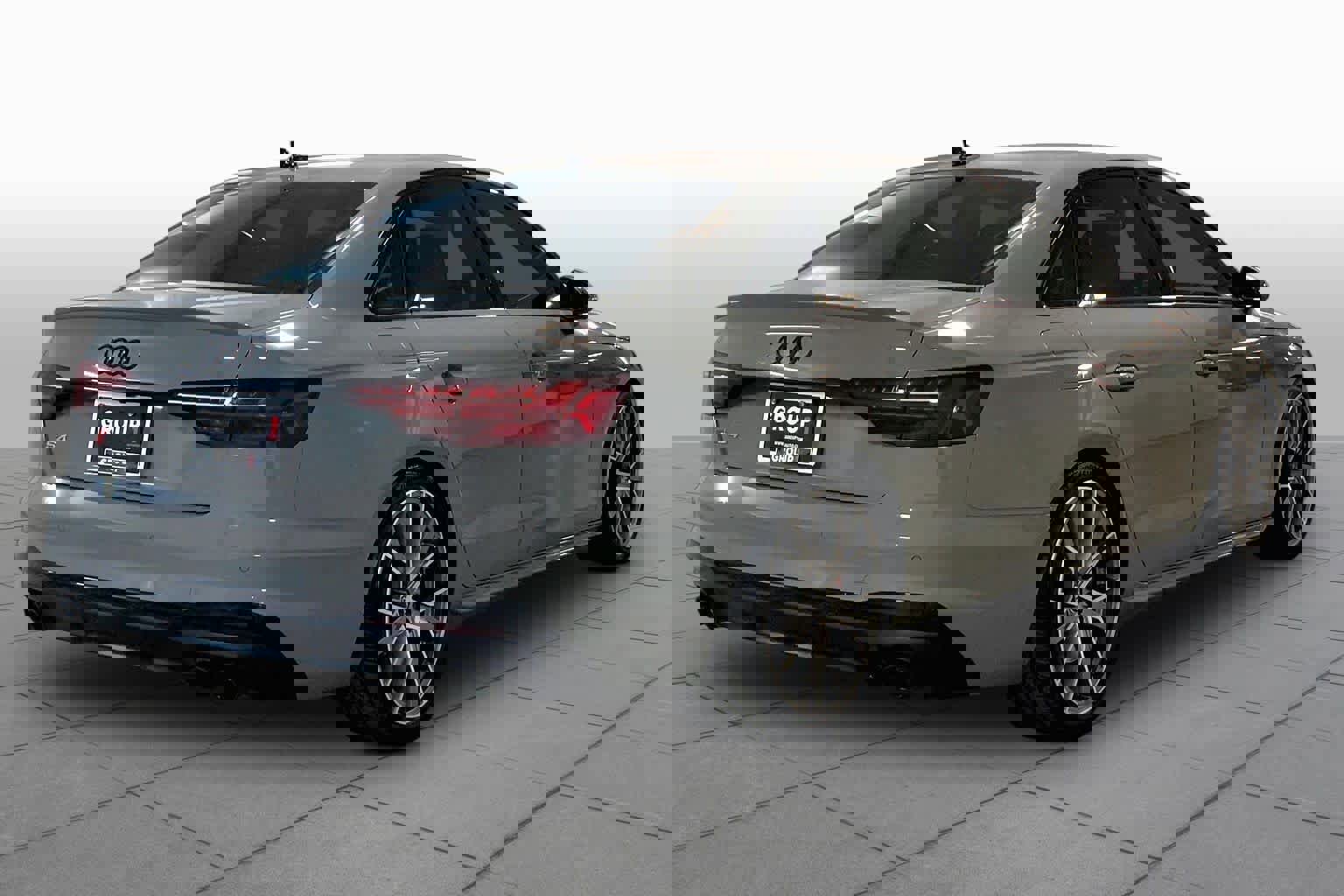 Used 2022 Audi S4 Premium Plus w/ Premium Plus Package image 12